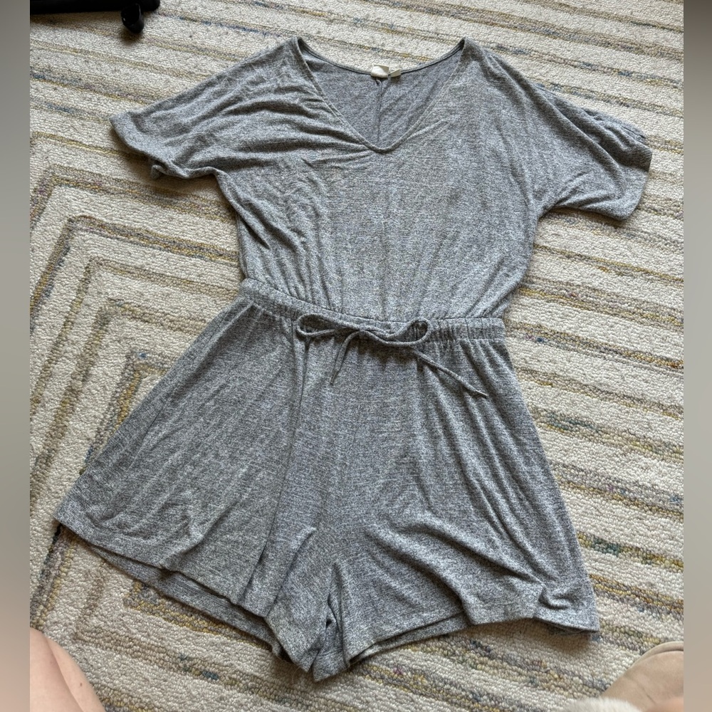 GAP Gray Jersey Summer Romper w Drawstring Waist